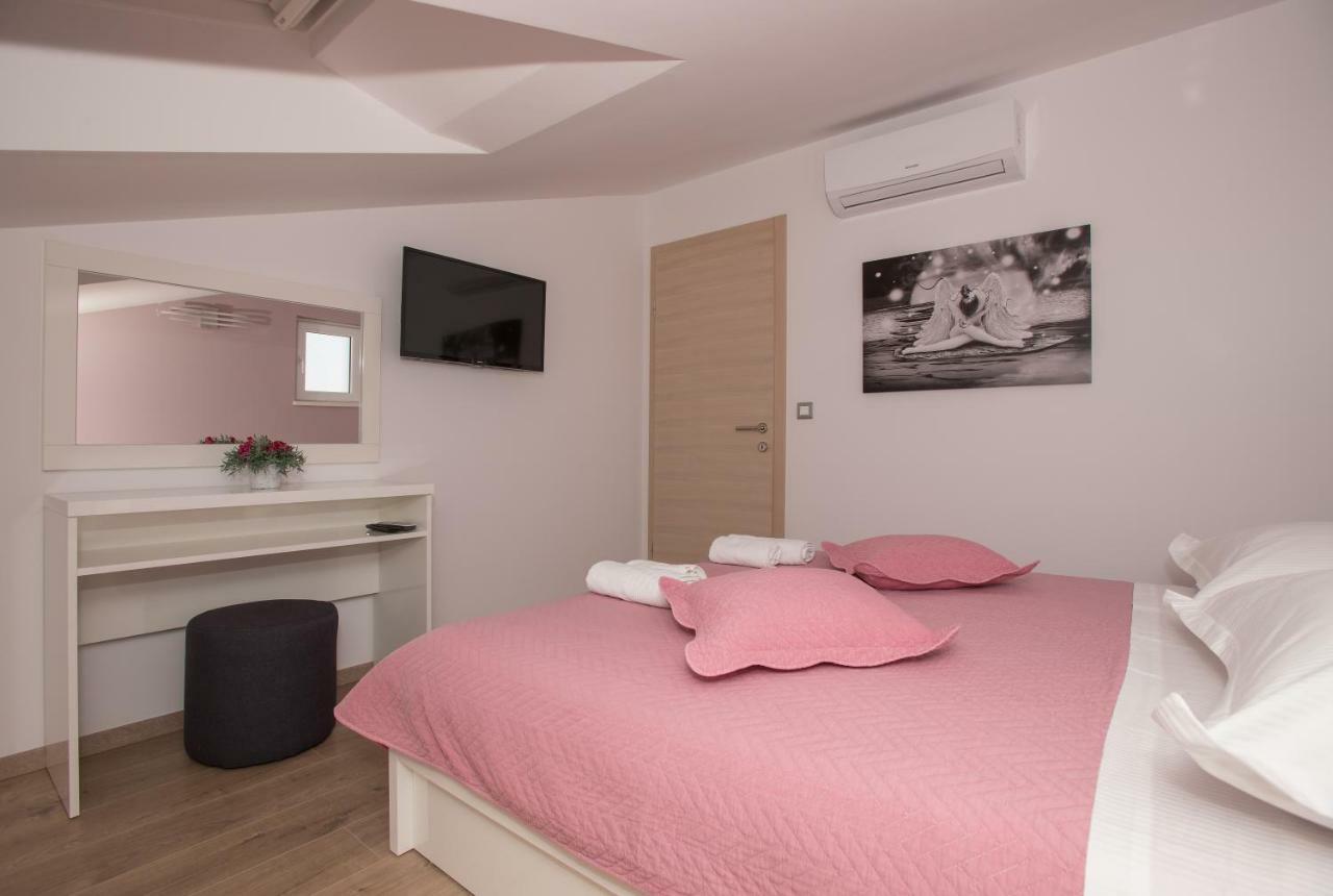 Apartmani Vujcic Makarská Exteriér fotografie
